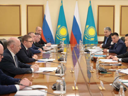 В правительстве Казахстана прошла встреча губернатора Челябинской области Алексея Текслера с премьер-министром Республики Алиханом Смаиловым