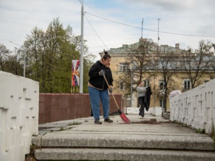 Субботник для Ильича