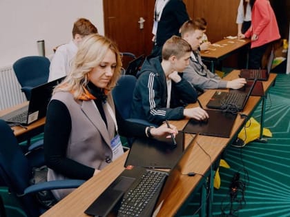 Студент ЮУТУ на форуме «На ТЫ с IT»