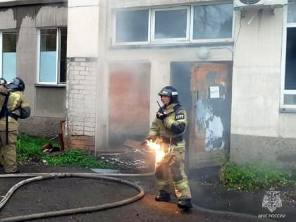 В Копейске более 80 человек эвакуировали из больницы из-за пожара