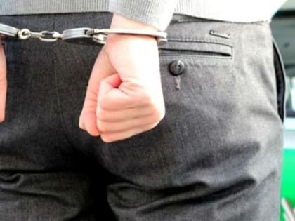 В Чесменском районе покупатель напал с ножом на продавца