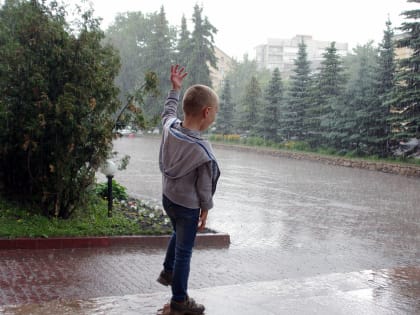 В среду в Челябинской области – дожди, грозы, град