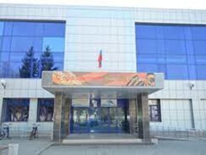 В Озерске в бассейне утонул пенсионер