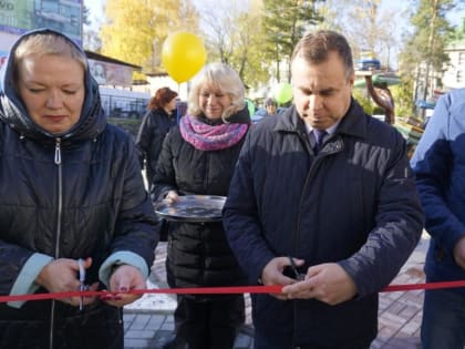 Строительные работы в Рябиновом сквере завершены