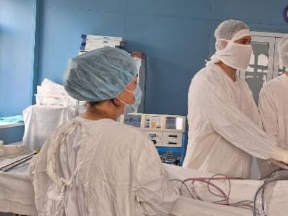 В Челябинске пациентам с тяжелой пневмонией устанавливают клапан в бронхи