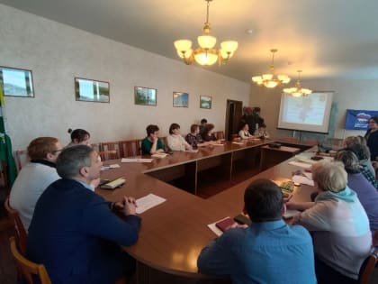 В Карабаше провели круглый стол на тему развития системы образования в городском округе