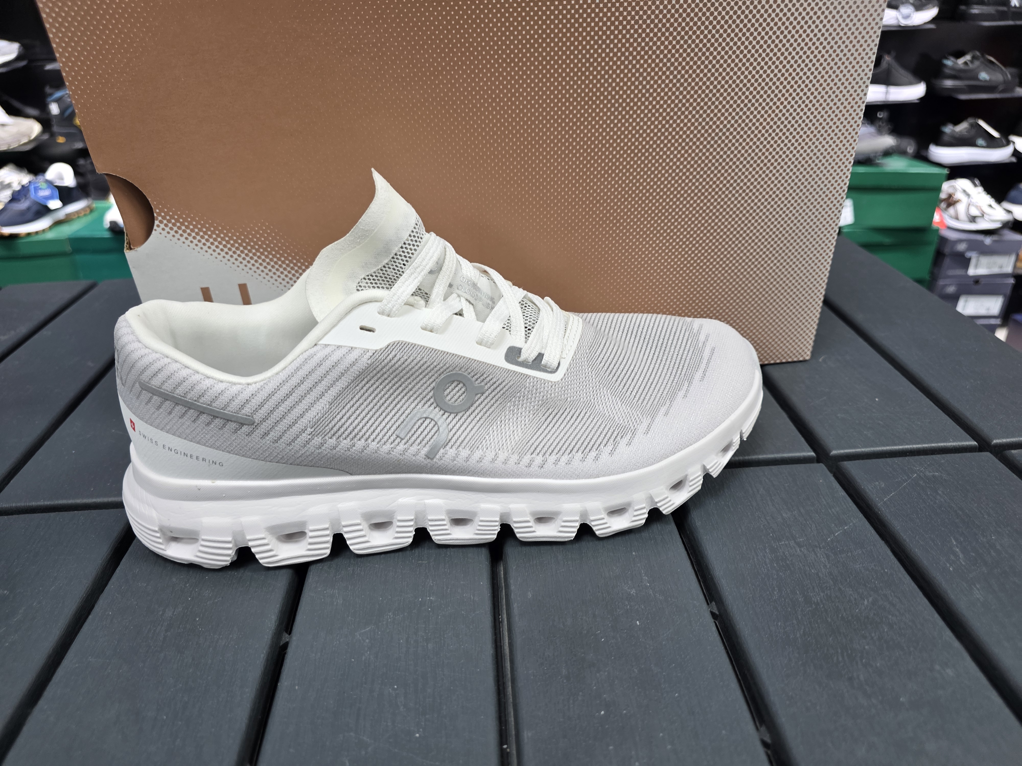 On spor ayakkabı dar  kalip yazlik