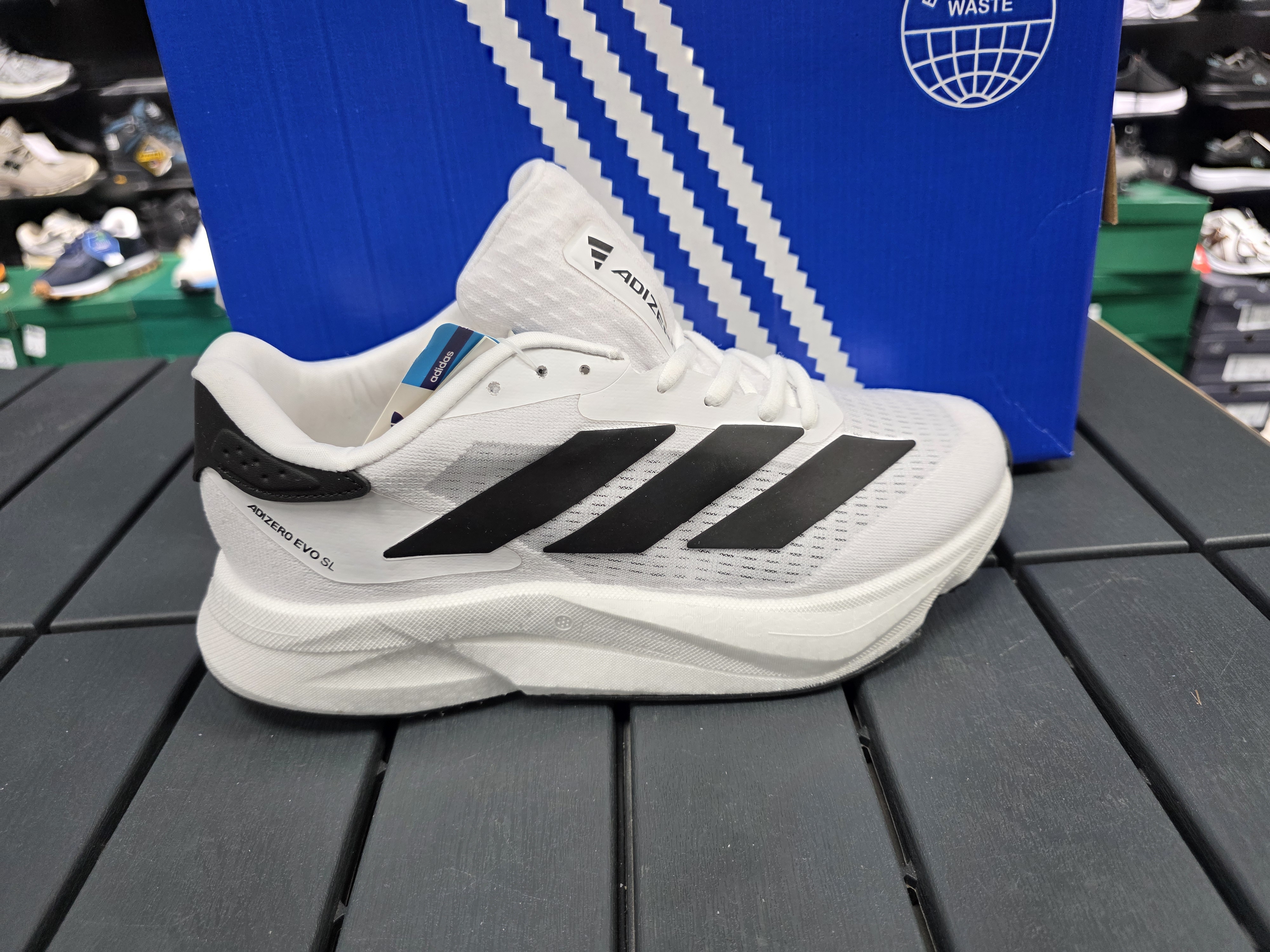 Adidas adizero spor ayakkabı dar kalip