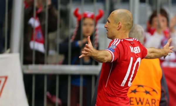 Robben: "Het moet nog beter in de halve finale"