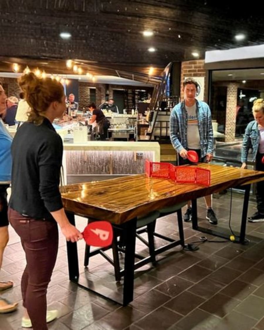 🍻 Bars & Restaurants