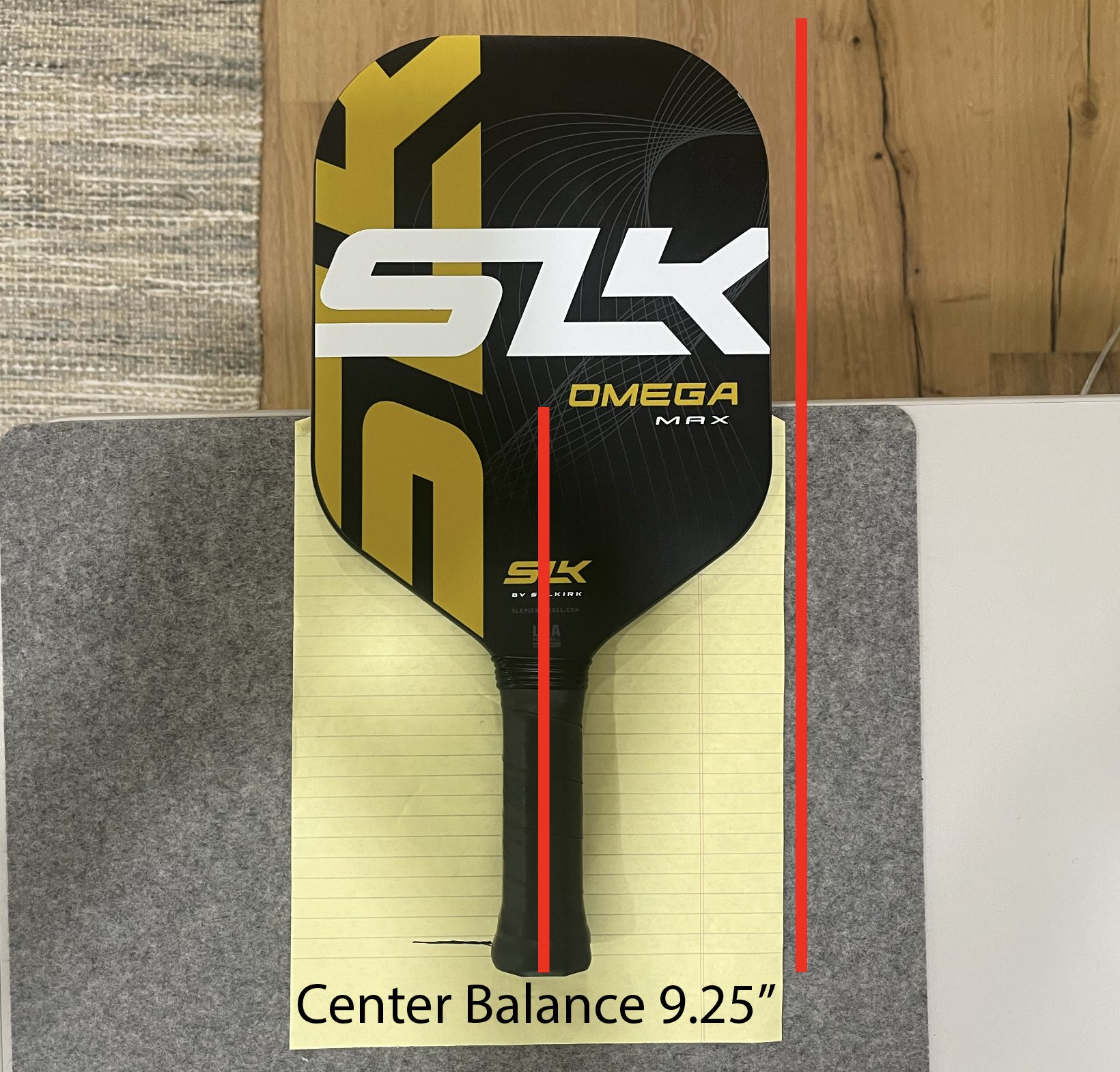 shows the center balance of paddle is 9.25"