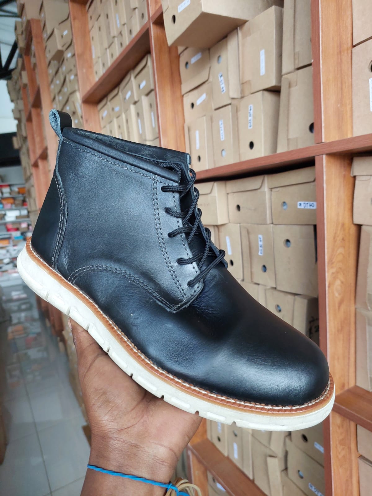 Kioo Ngozi Black - Urban Chukka