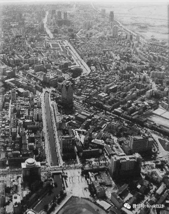 1993Datong road and canal