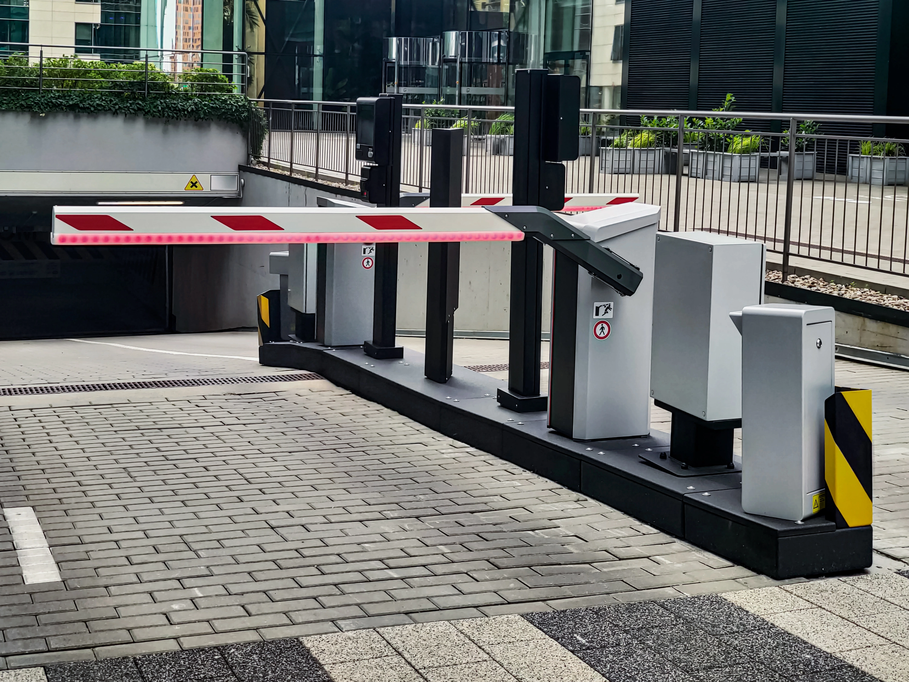 Smart barrier control