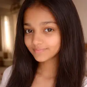 Aakriti Dwivedi
