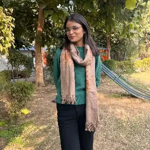 Sakshi Saxena - Mathematics & English Home Tutor