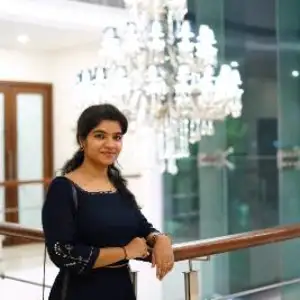 Ayushi Shukla - Graphic Design & Leadership Skills Home Tutor