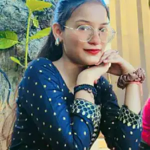 Ananya Saxena - English & Mathematics Home Tutor
