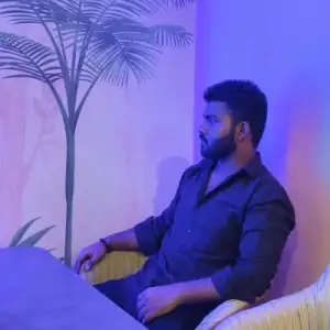 Himanshu Gautam - Mathematics & Physics Home Tutor