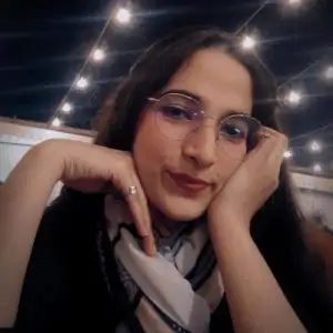 afreen khan - English Grammar & Hindi Home Tutor