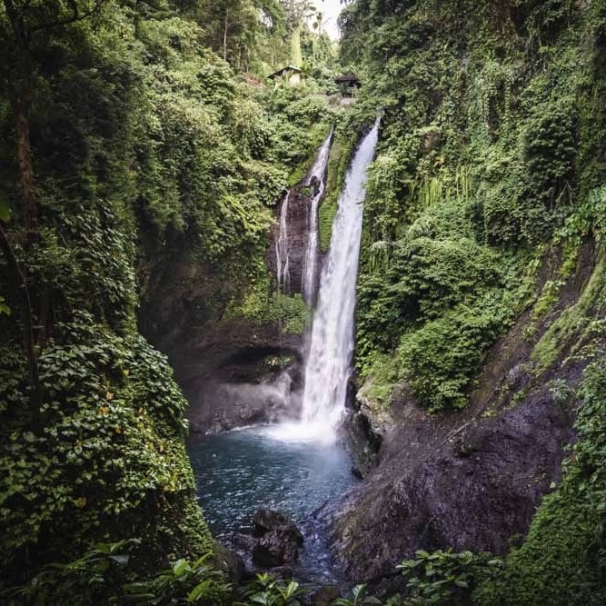 Aling Aling Waterfall Natural Pool