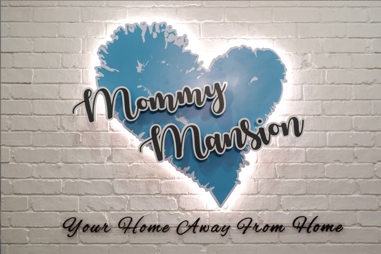 Mommy Mansion