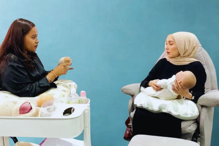 Breastfeed with Simran