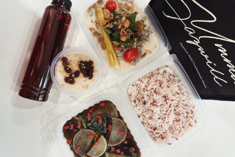 Ummu Fazwill - Confinement Food