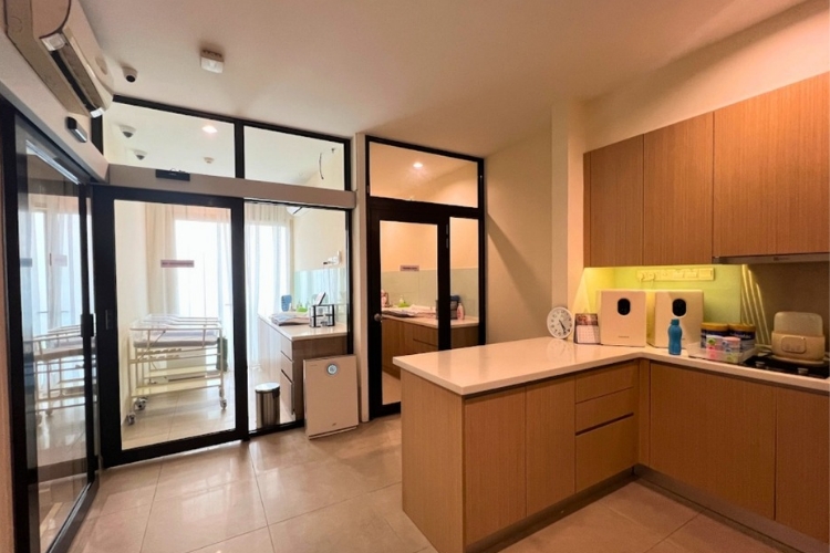 Himmel Confinement Center