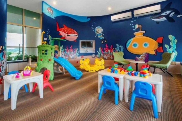 Himmel Confinement Center