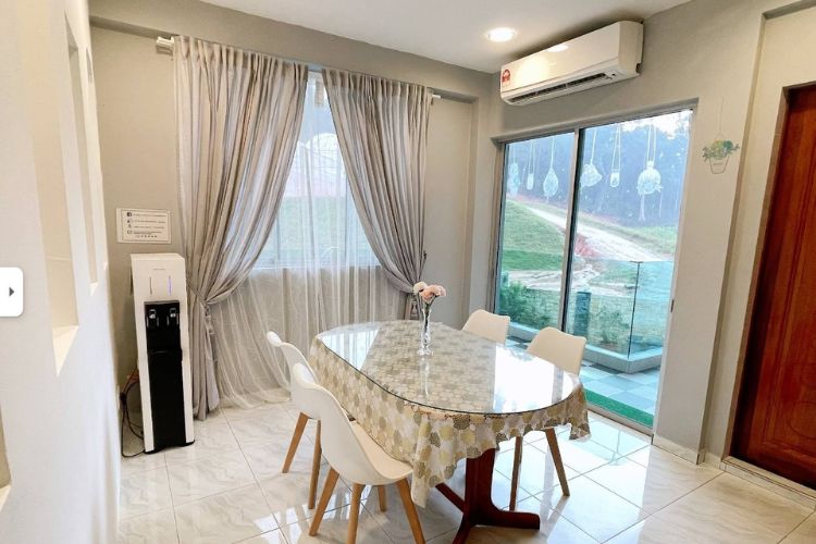 LEE MAMA Confinement Centre