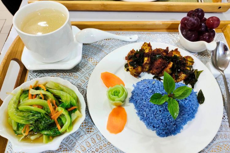 Golden Month Confinement Center