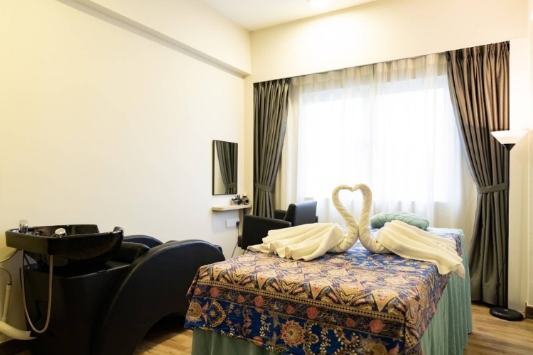 XiBao Confinement Center