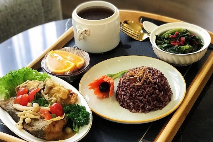 XiBao Confinement Center