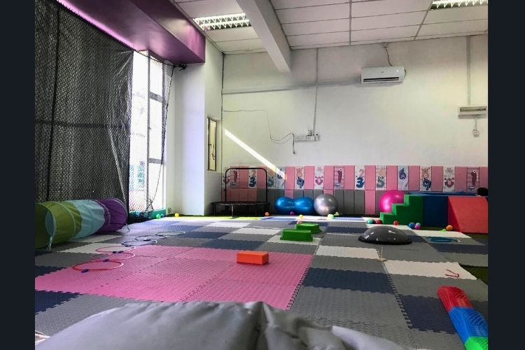 beeFluent Speech Therapy Center