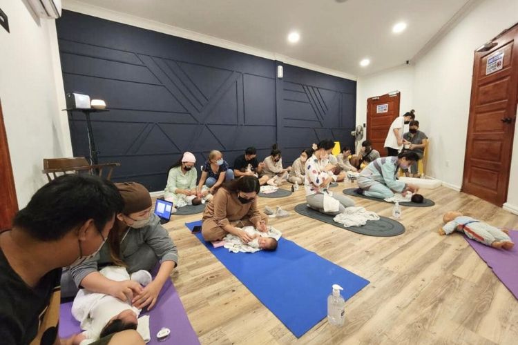 Little Gems Postnatal Care