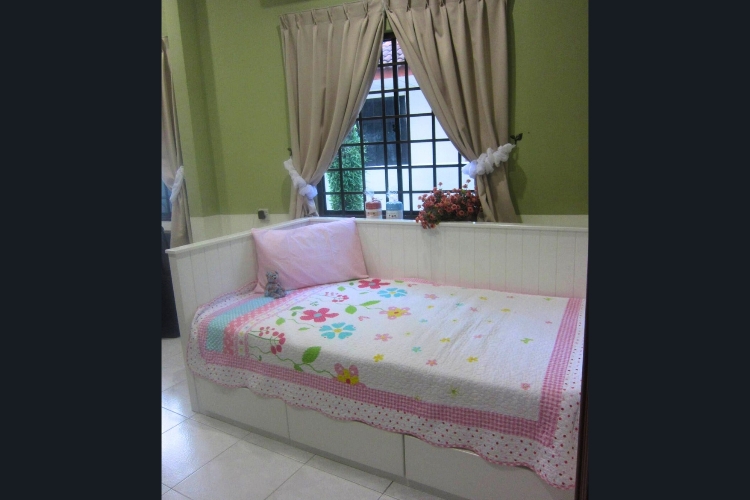 Sisters Postnatal Care Center