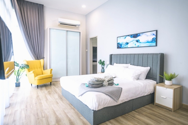 De Bebe Postpartum Care