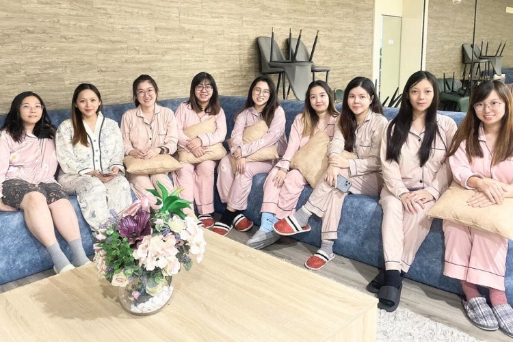 FULL LOVE Confinement Centre