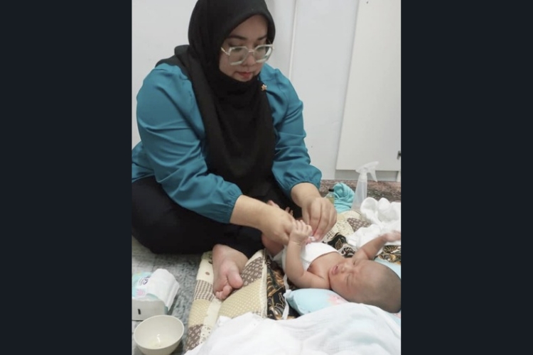 Teratai Emas Confinement Care
