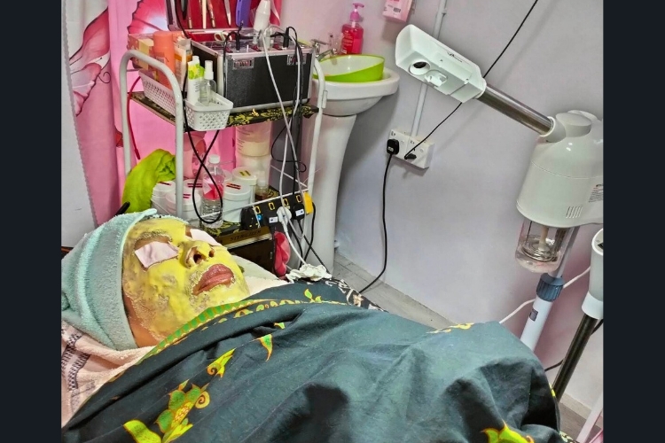 Iesha Confinement Care