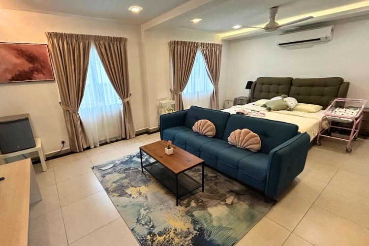 55 Petals Confinement Centre