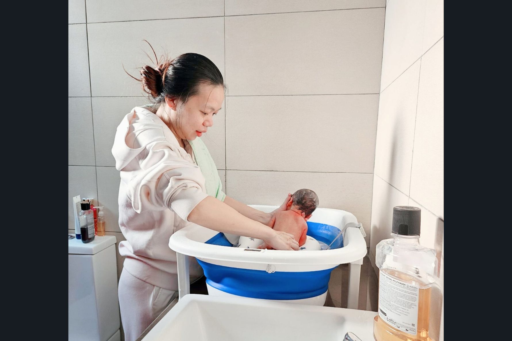 Dynamic Confinement Centre