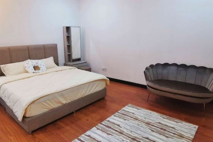 Maradise Confinement Centre KK