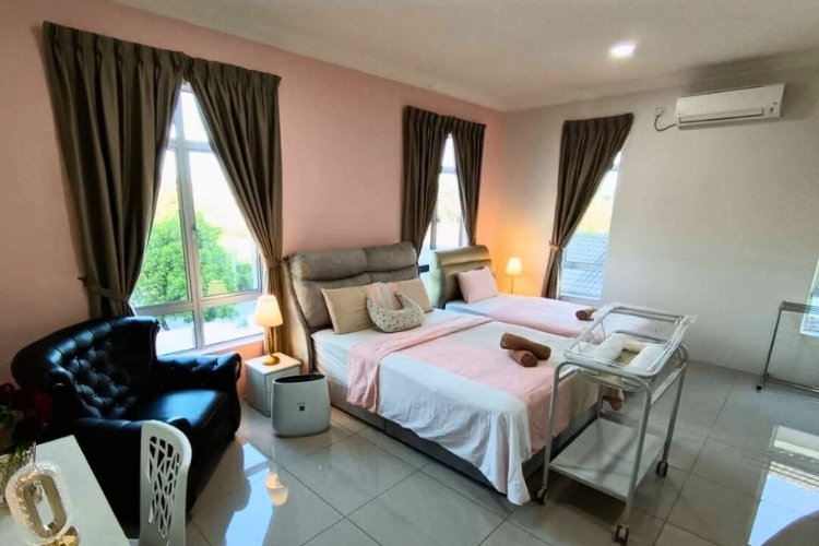 Jolly Confinement Centre