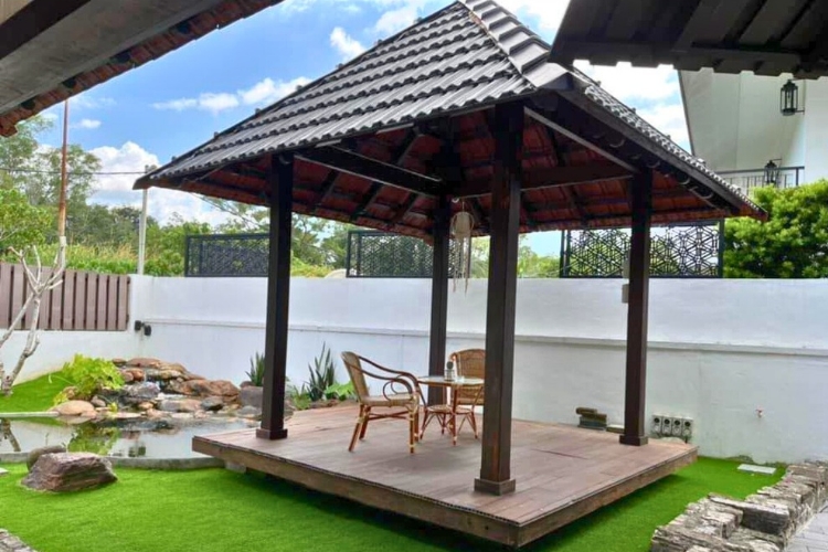 V Care Confinement Centre