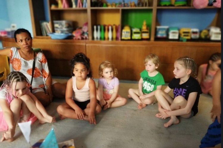 Febylous Bali Nanny Care & Babysitting