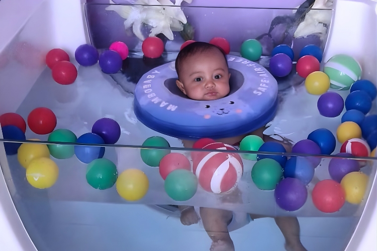 Moon Rise Baby Spa & Mom Care
