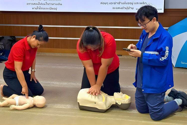 Babysitting and Nanny Service - Thailand