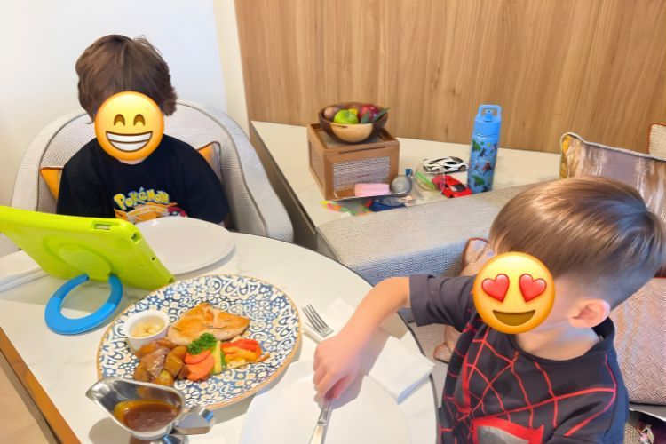 Chiang Mai Babysitting & Nanny Services